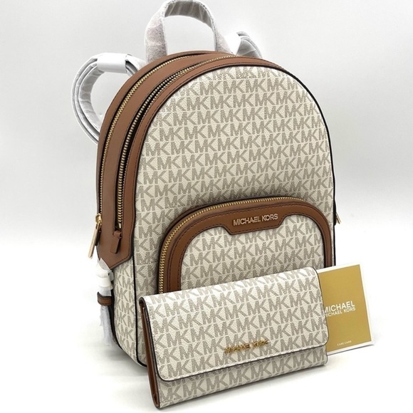 Michael Kors Jaycee Medium Zip Packet Backpack & Large Trifold Wallet Vanilla - Picture 3 of 13